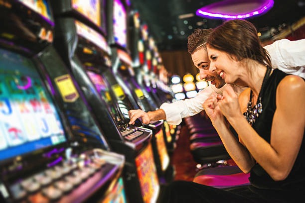 Caishen Wins paytable and symbol values